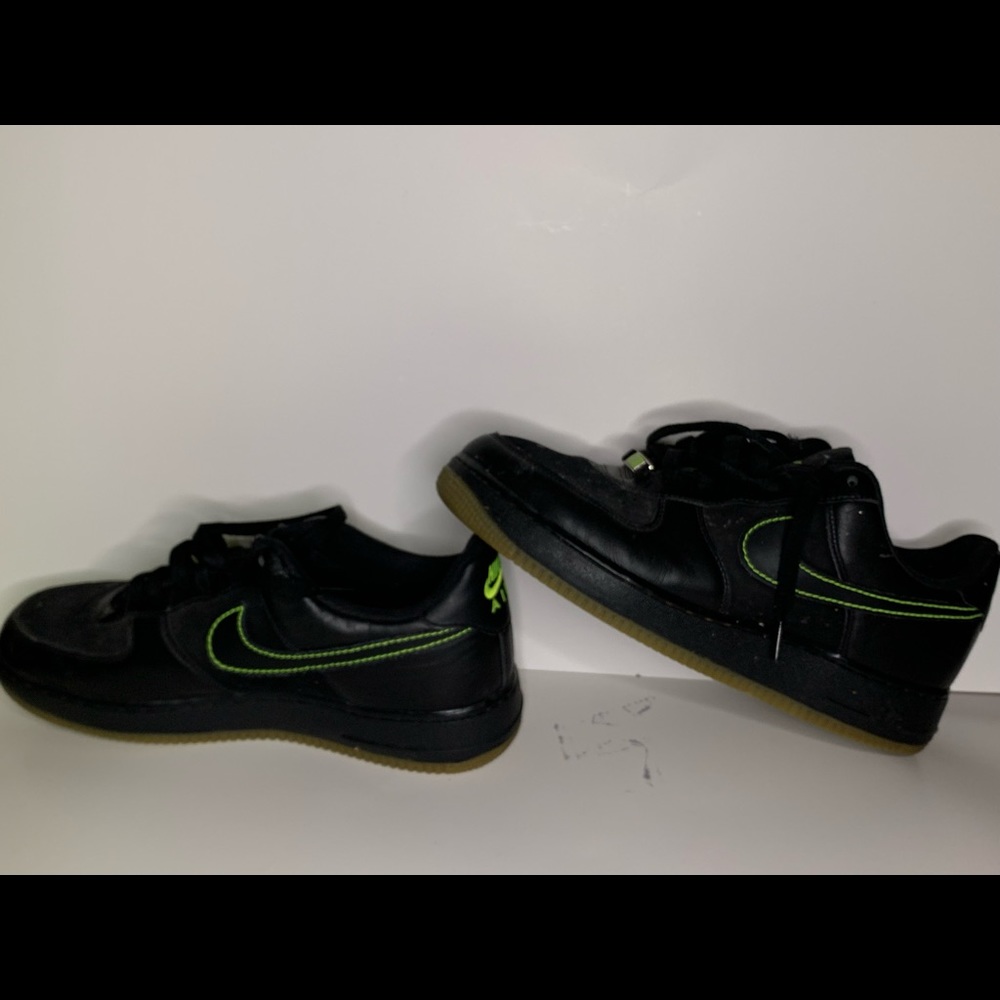 AF1 BLK/Neon Green